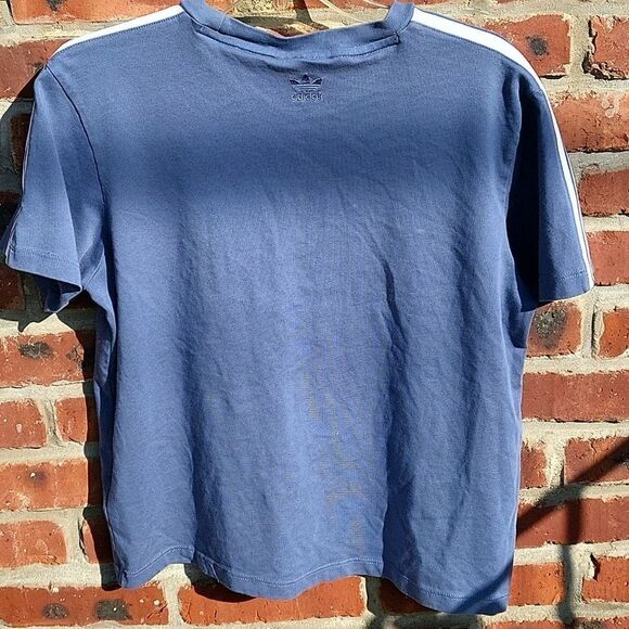 Adidas tee - Picture 4 of 6